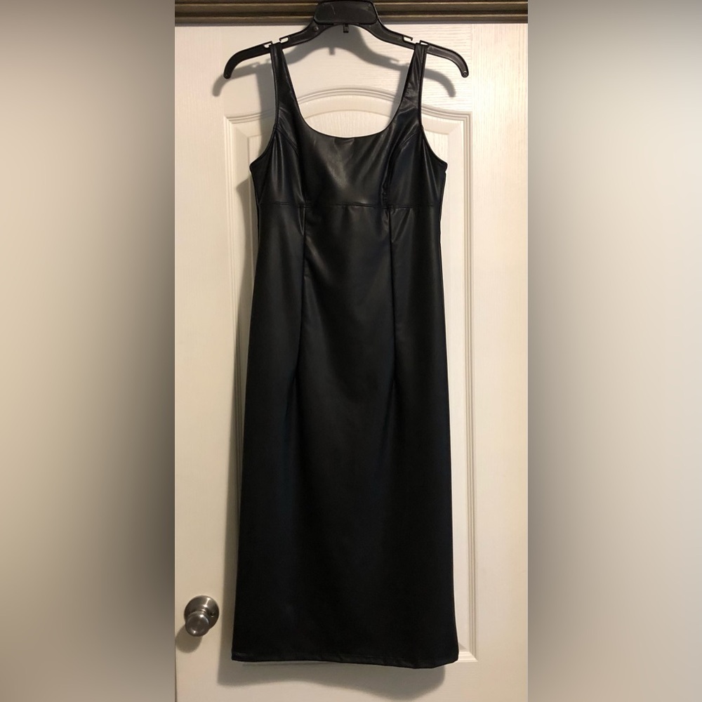 Sofia Vergara faux leather dress